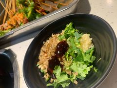 -钢管厂五区小郡肝串串香(奥克斯广场锦城万达店)