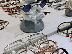 -潘多拉眼镜·蔡司依视路明月(潘家园店)