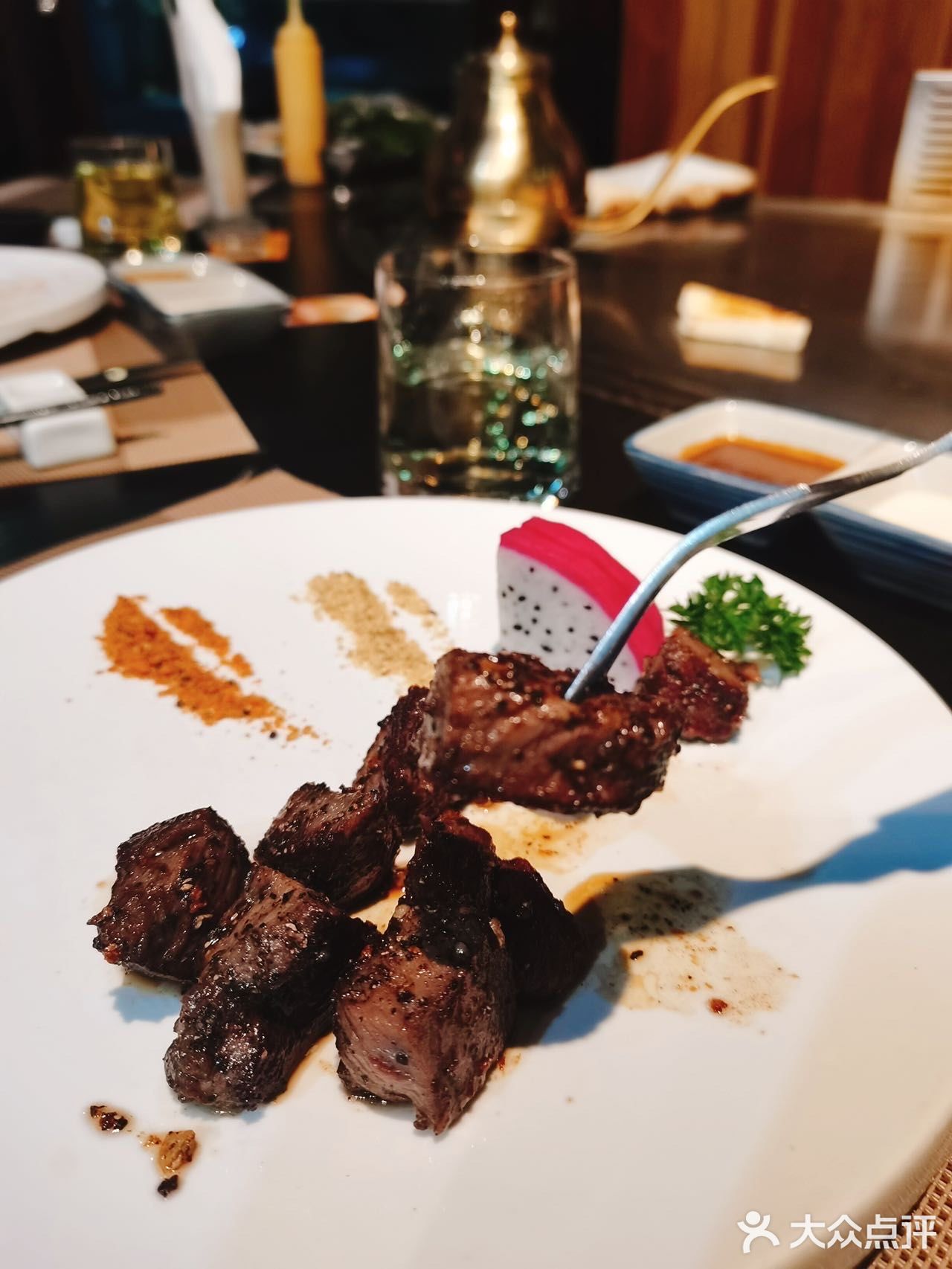 风靡魔都火力全开的超人气铁板烧