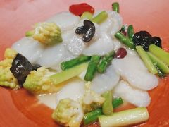-皇城根·鲁菜济南菜·吊炉烤鸭·炒鸡鱼头(济南旗舰店)
