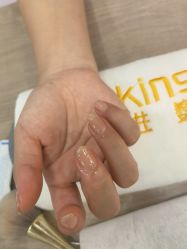 -进巍美甲美睫店