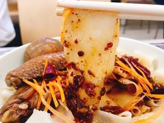 红烧鸡翅干拌面-北京邮电大学-清真餐厅