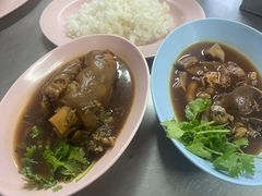 -Kha Mu Charoensang(Silom)