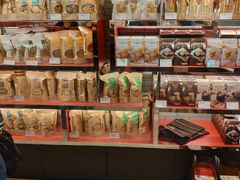 -奇华饼家(香港国际机场T1店)