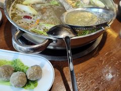 -乡土黄·鲜牛肉火锅·小龙虾(兴业街店)
