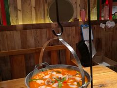 -老滇山寨•云南特色菜•地方菜•民族风情歌舞表演(金碧店)