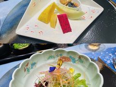 餐前水果坚果-一板铁板烧·隐秘一线江景花园餐厅(西湖左岸·天元店)