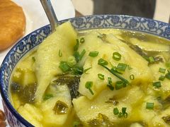 -乡土特色.冷锅鱼.牦牛肉汤锅