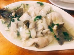 荠菜烩鲈鱼-牧羊餐厅