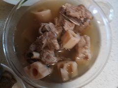 -优护佳医护级月嫂(和睦家浦西店)