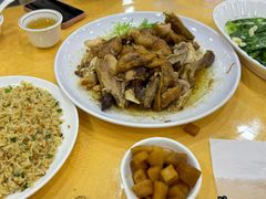 -鹏城人家海鲜酒家·23年老字号(较场尾店)