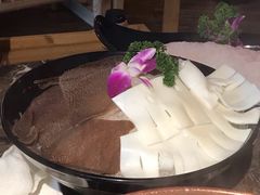 -三人行骨头王火锅(长寿店)