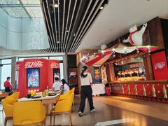 -东方明珠·可口可乐欢乐餐厅
