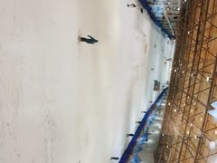 -乔波室内滑雪场