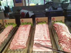 -新艺自助美食城(中山路店)