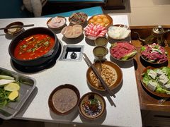 -贵府酸汤牛肉火锅·贵州老字号(飞山街店)