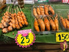 -席娜卡琳火车铁道夜市