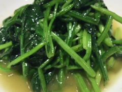-塔哈尔·新疆盛宴(城西银泰店)