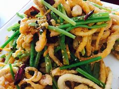 干煸鱿鱼须-大眼锅贴水饺(河东店)
