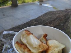 -洋洋锅贴