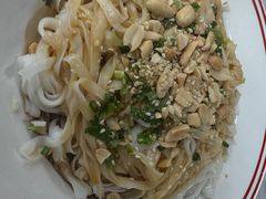 -明本湛江鸡•海鲜小厨(陈家祠店)