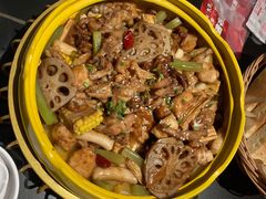 -多嘴超级肉蟹煲(中街恒隆故宫店)