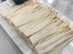 金针菇-港迹·鲜围煮海鲜火锅(湖州时代广场店)