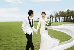 -卢浮宫婚纱摄影(银河国际店)