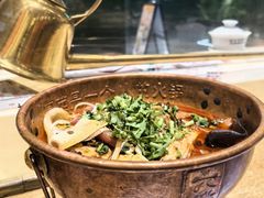 -成都你六姐·牛肉冒菜(信泰中心商场店)