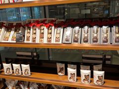 -Laderach 莱德拉(上海环贸iapm店)