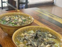 -正宗李家土鸡米线店