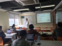 -新东方成人英语学习考试·口语·商务(延安路校区)