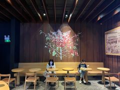 -星巴克(广州南站A18检票口楼上)