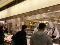 -雍和会海鲜姿造自助(湖东路店)