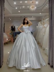 -LOVE SHINE婚纱·红鼎庄龙凤褂·妈妈装定制