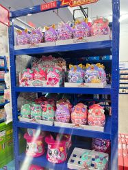 -逝水玩具折扣店