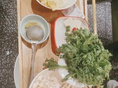 -洪氏嗨捞·猪肚鸡火锅(阳光天地店)