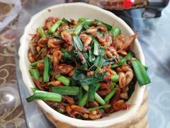 韭菜炒小虾-鱼乐岛餐厅·户外花园主题餐厅
