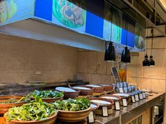-广州万富希尔顿酒店·感趣自助餐厅·金秋蟹宴生蚝海鲜刺身