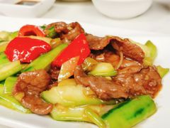 生瓜炒牛肉-肥仔文澳门猪骨煲(南京西路店)