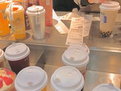 -喜茶(北京华贸购物中心店)