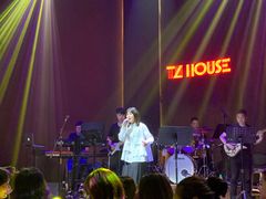 -TZ House音乐现场(来福士中心店)