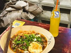 -方铲铲·成都板凳面(滨江银泰店)