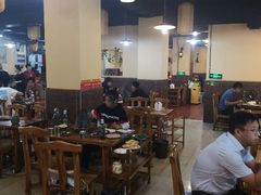 大堂-东镇老火锅(长春路首店)