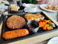 -必胜客(WOW梦之城店)