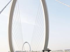 -南京眼步行桥