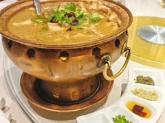 -京味斋·北京烤鸭(北京南站洋桥店)