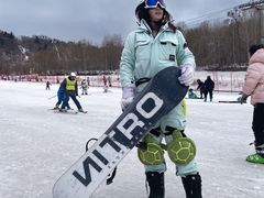 -亚布力新体委滑雪场