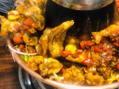 -超越炭火牛蛙火锅鸡(河东店)