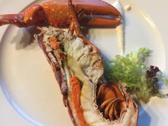 -大中华希尔顿酒店-念自助餐·嗨啤·小龙虾